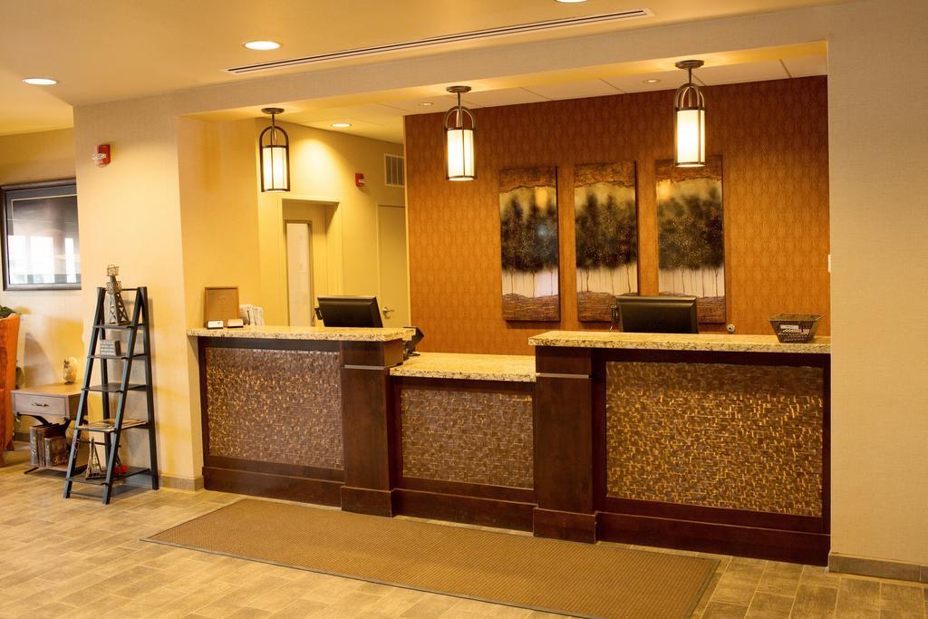 Little Missouri Inn & Suites New Town Εξωτερικό φωτογραφία