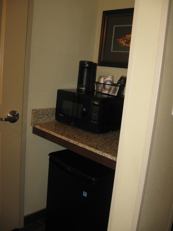 Little Missouri Inn & Suites New Town Δωμάτιο φωτογραφία