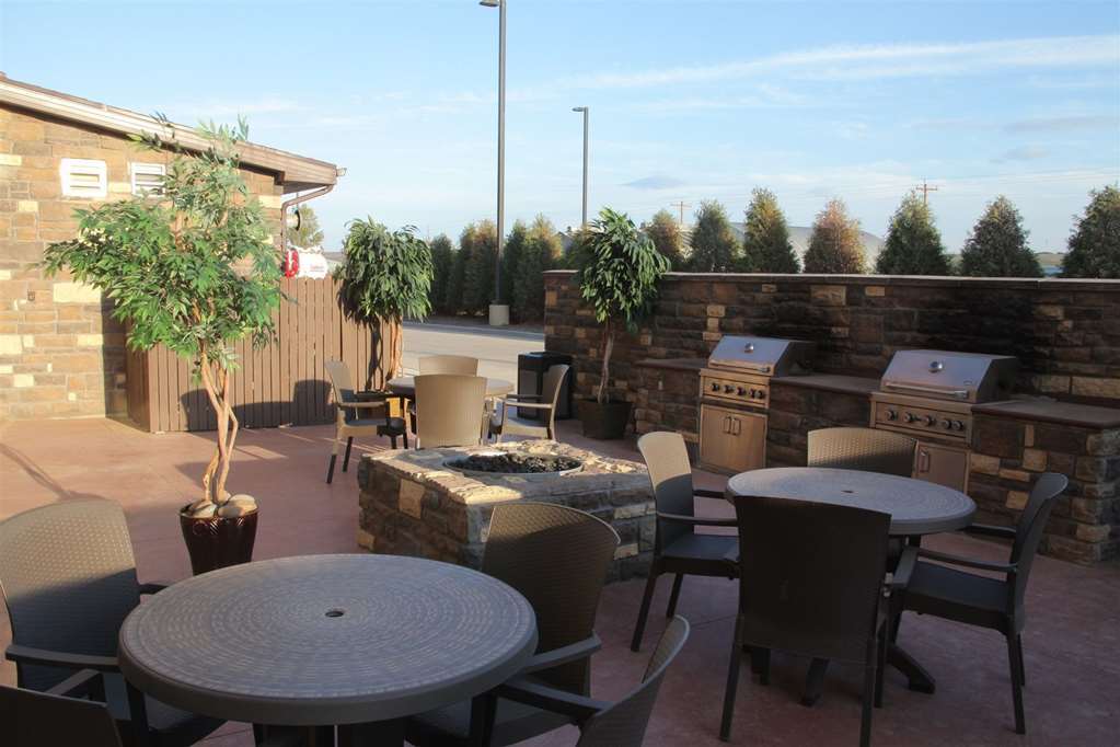 Little Missouri Inn & Suites New Town Εξωτερικό φωτογραφία