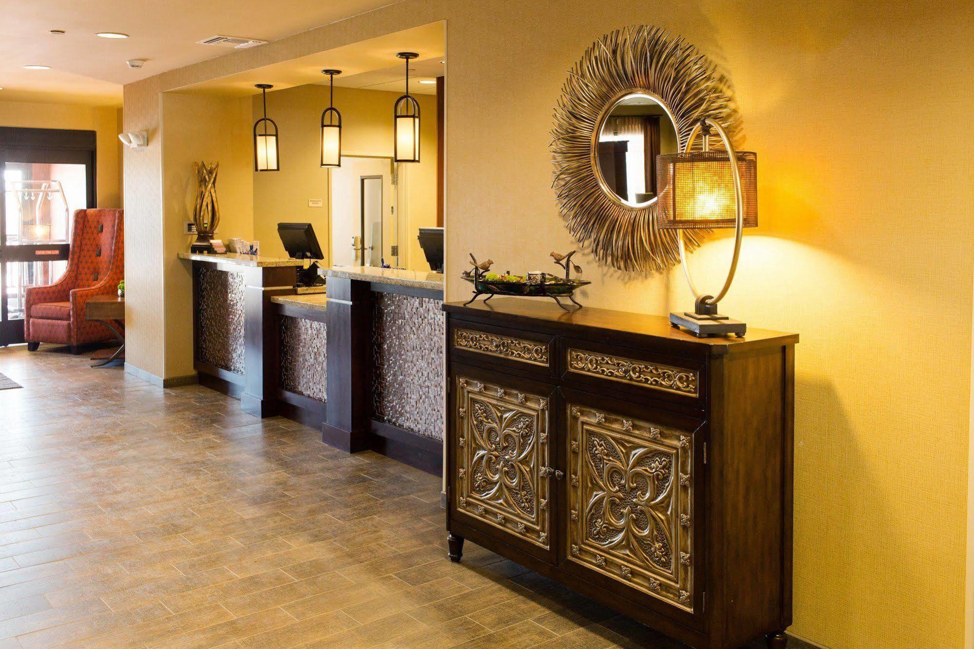 Little Missouri Inn & Suites New Town Εξωτερικό φωτογραφία